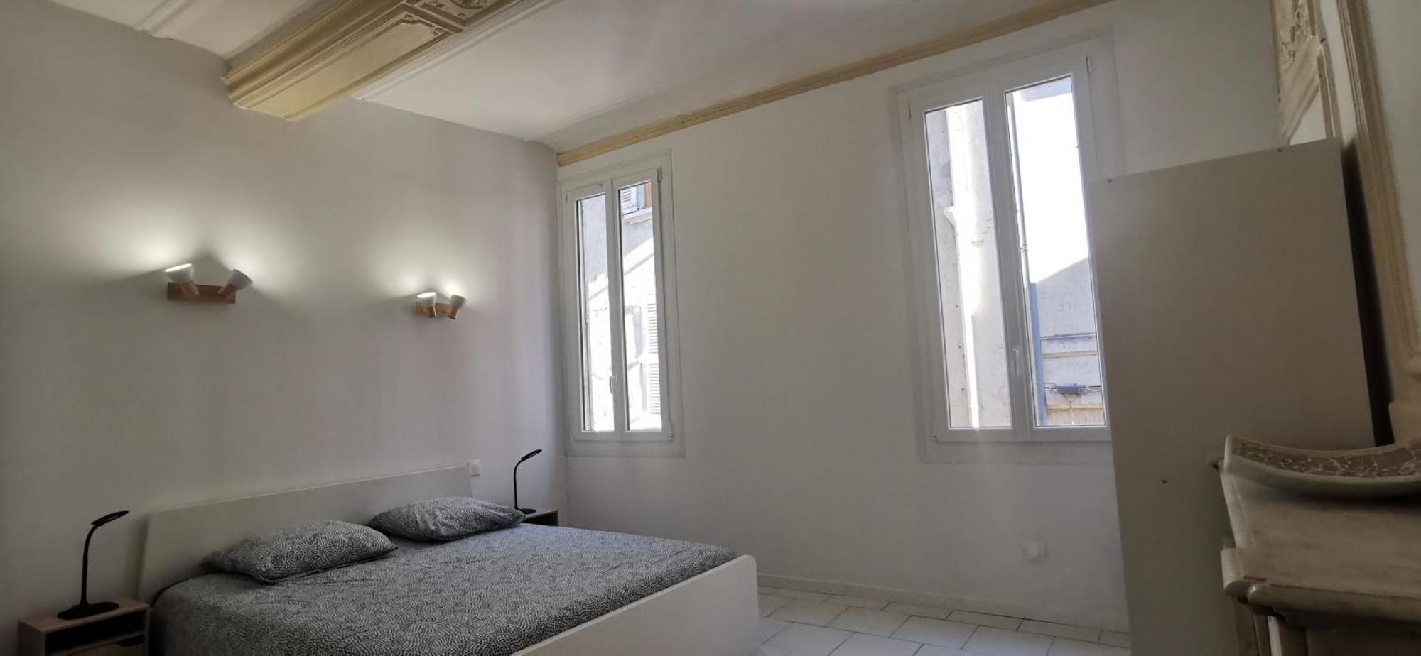 Appartements Et Studio Renoves En 2022, Intra Muros อาวีญง ภายนอก รูปภาพ