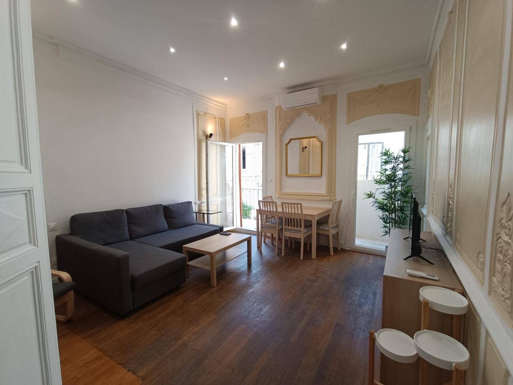 Appartements Et Studio Renoves En 2022, Intra Muros อาวีญง ภายนอก รูปภาพ